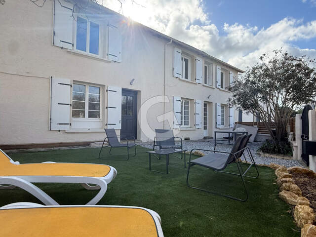 MAISON - 5 PIECES - 132 m² - A VENDRE - SAINT CYR EN TALMONDAIS — photo du bien
