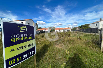 Terrain  153900 €