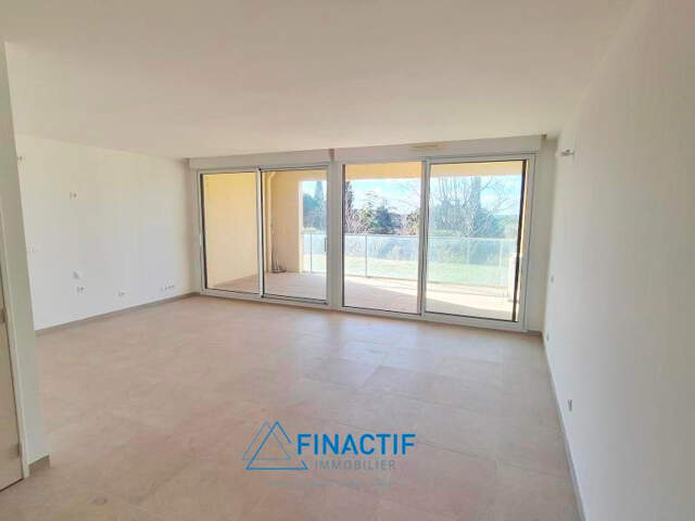 Appartement à étrenner — photo du bien