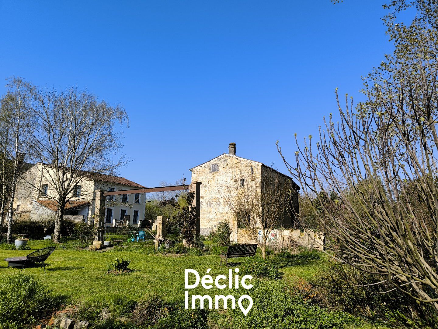 Villa / Maison  T5 à vendre Saint-Sigismond 85420