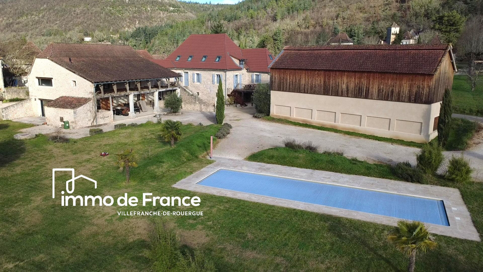Villa / Maison  T15 à vendre Saint-Cirq-Lapopie 46330