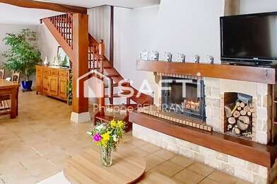 Maison 7 pièces 254400 €