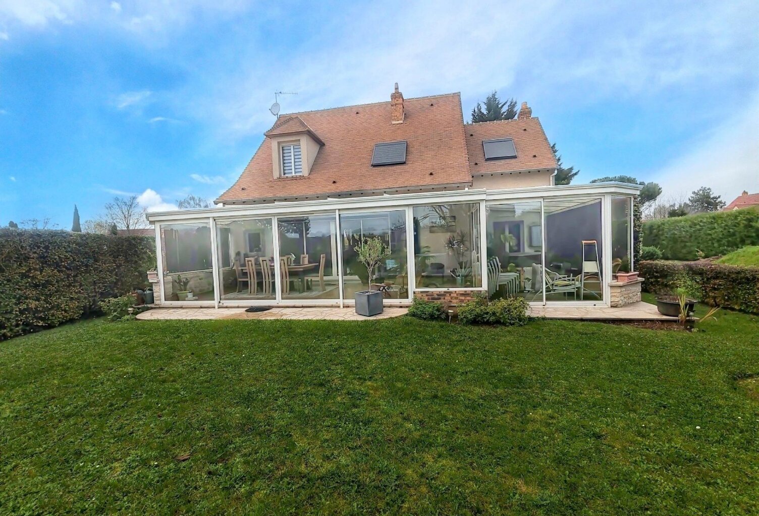 MAISON DE 190M2, 6pieces, 4 chambres,3860M2 de terrain — photo 1
