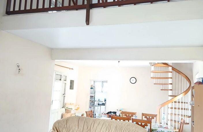 LOGEMENT F5  + LOCAL COMMERCIAL FORT-DE-FRANCE — photo 5