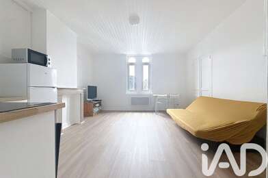 Appartement 3 pièces 700 €