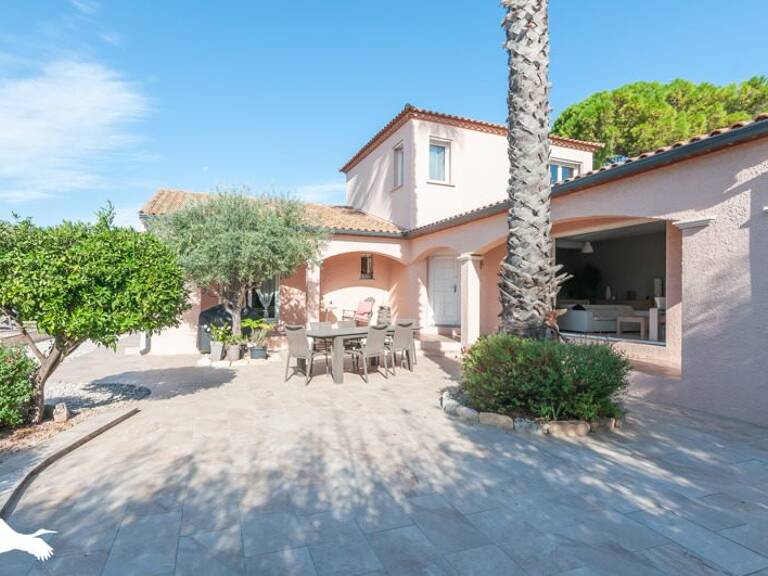 Villa de 5 pièces principales — photo 1