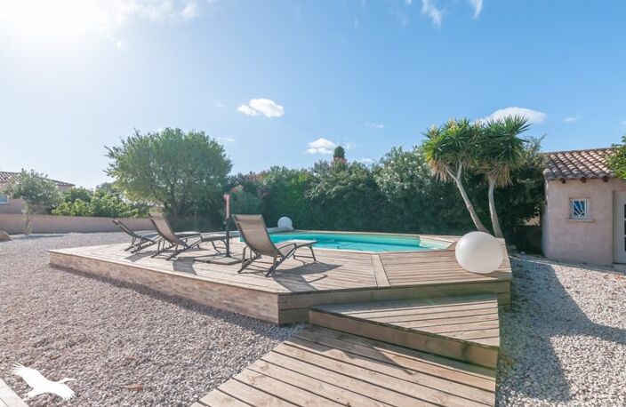 Villa de 5 pièces principales — photo 2