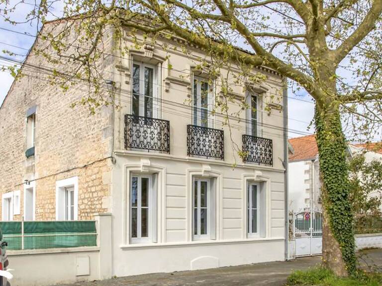 Maison de ville de 5 pièces principales — photo 1