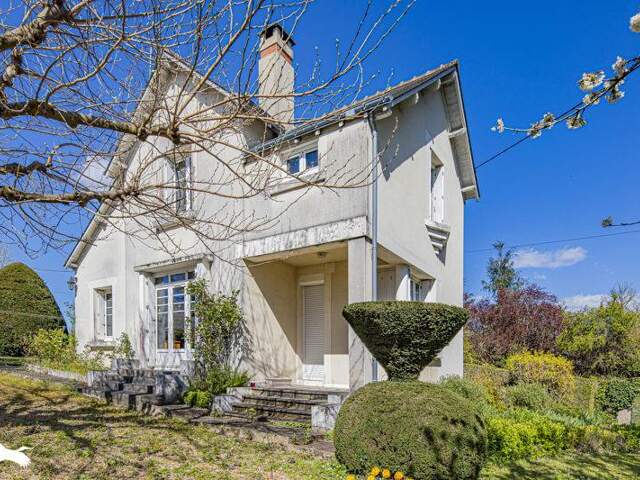 Maison art déco de 4 pièces principales — photo du bien