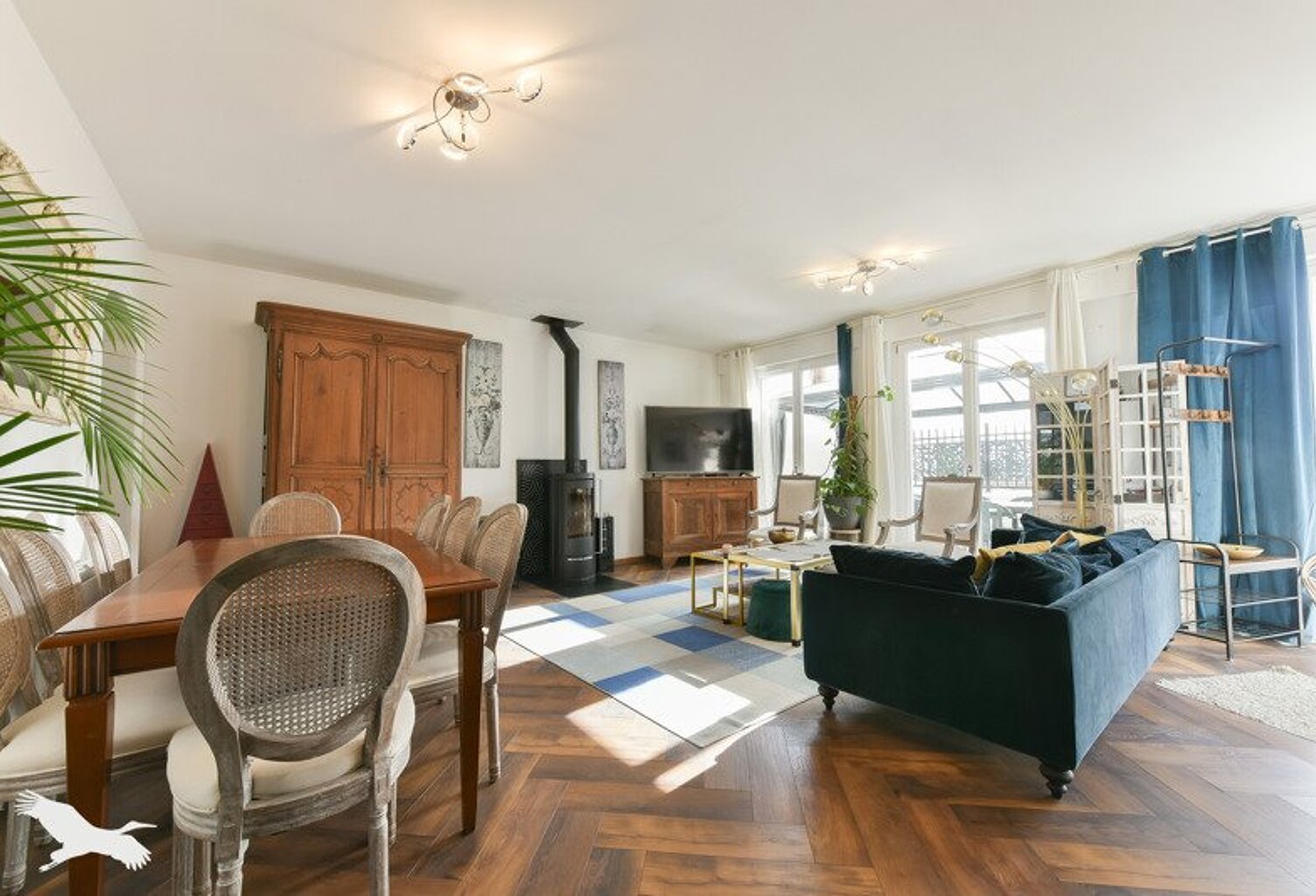 Maison en pierre de 5 pièces principales — photo 1