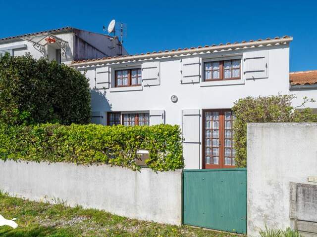 Maison de bourg de 3 pièces principales — photo du bien