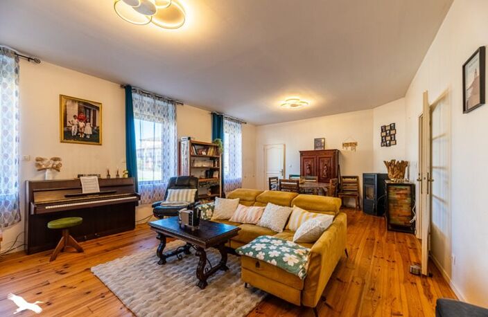 Maison de bourg de 5 pièces principales — photo 3