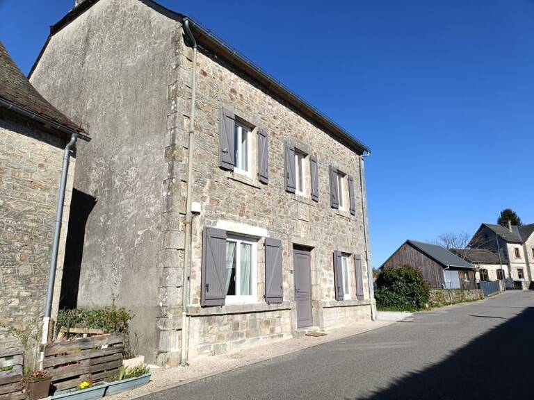 Maison de bourg de 5 pièces principales — photo 1
