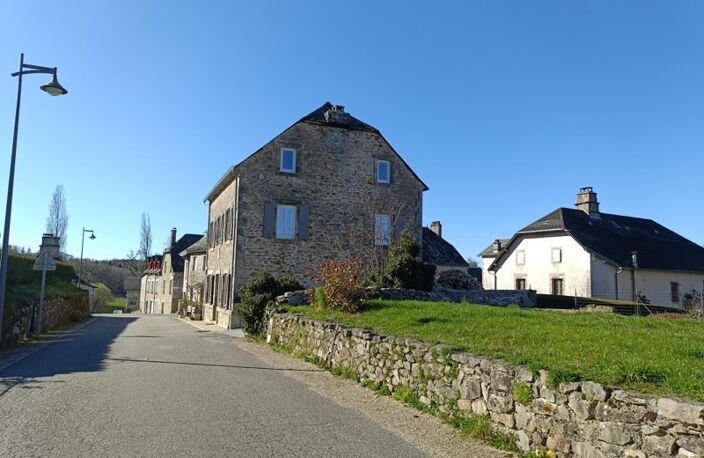 Maison de bourg de 5 pièces principales — photo 2