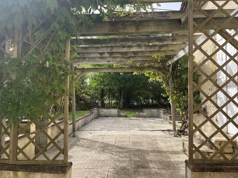 Ferme (tte) de 6 pièces principales — photo 1