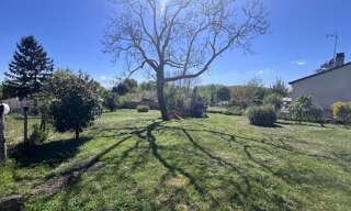 Terrain  929 m² à vendre à Baignes-Sainte-Radegonde (16360)