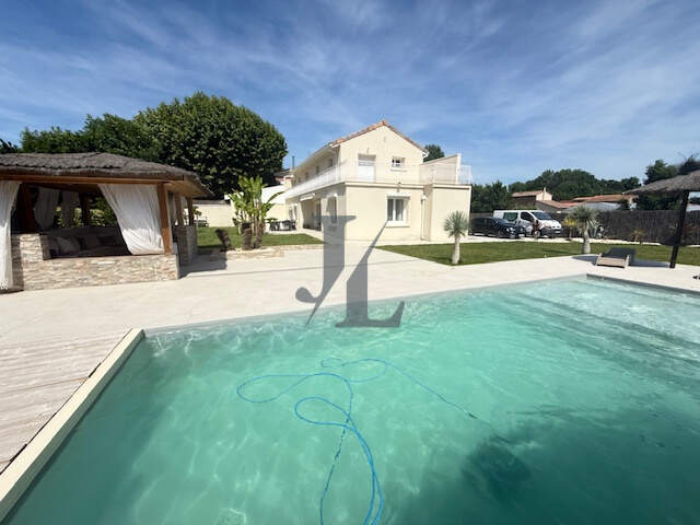 Belle villa rénovée — photo du bien