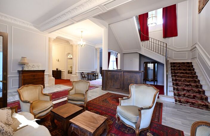 Manoir de 16 pièces principales — photo 2