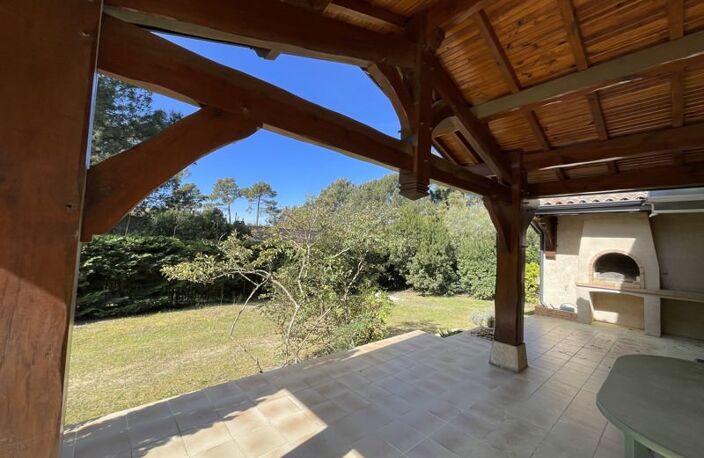 Villa de 7 pièces principales — photo 2