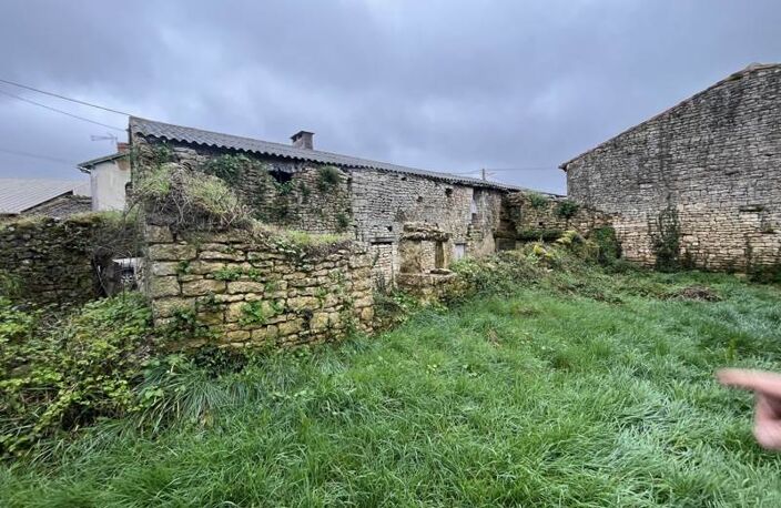 Maison en pierre de 1 pièces principales — photo 3