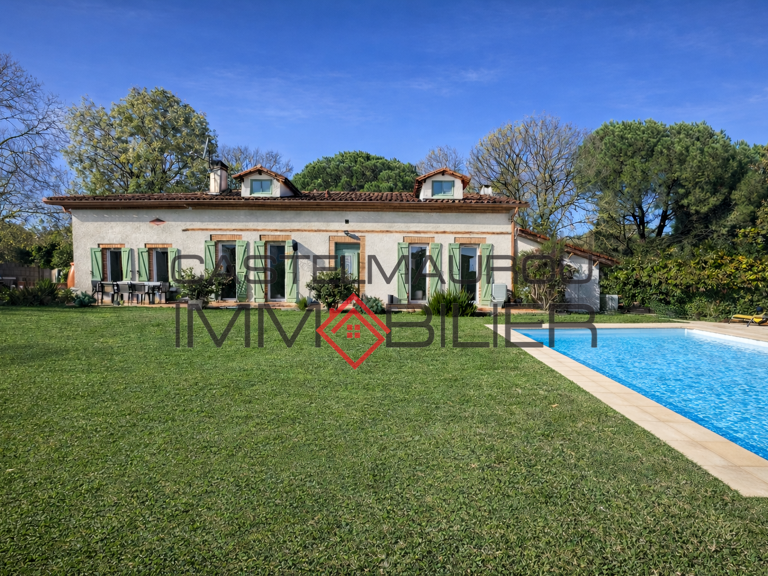 Lauragaise de 260 m2 sur 2500 m2 de parcelle — photo 1