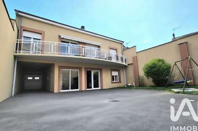 Immeuble  284900 €