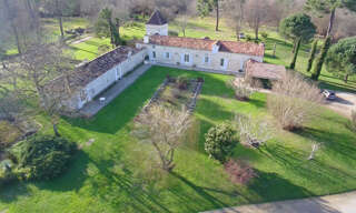 Maison 7 Pièces 243 m² à louer à Vianne (47230)