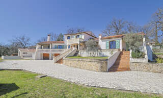 Maison 7 Pièces 232 m² à vendre à Garéoult (83136)