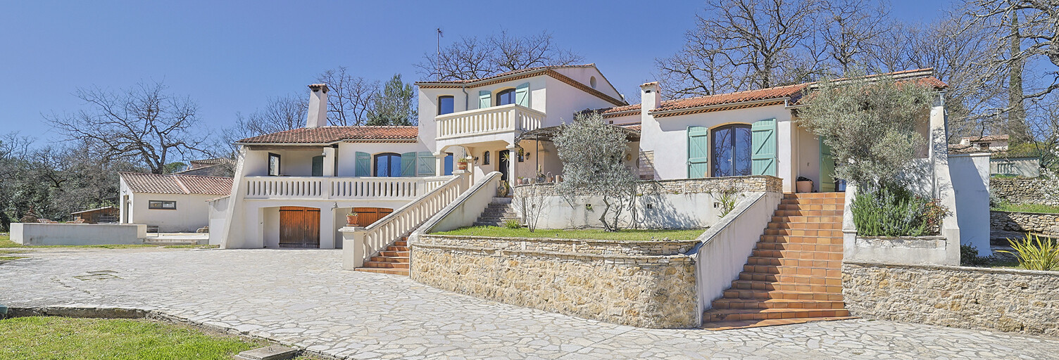 Maison 7 Pièces 232 m² à vendre à Garéoult (83136)