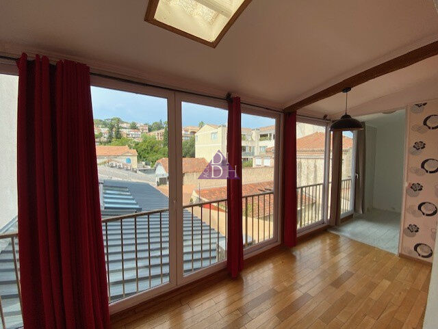 Appartement  T2 à louer Hyères 83400