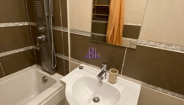 Appartement 2 pièces  à louer Hyères 83400