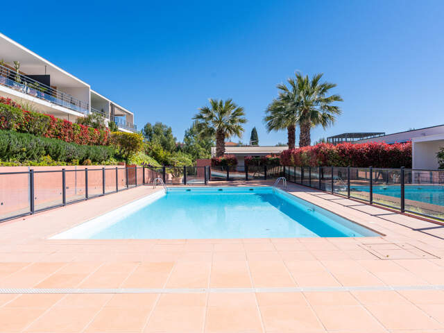 Appartement 2 pièces à Saint Laurent du Var, les Plantiers — photo du bien