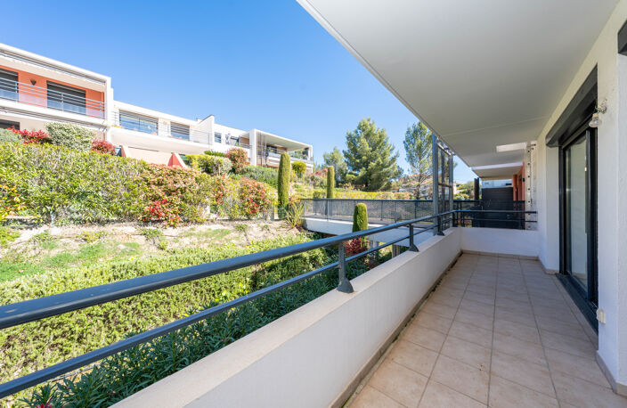 Appartement 2 pièces à Saint Laurent du Var, les Plantiers — photo 2