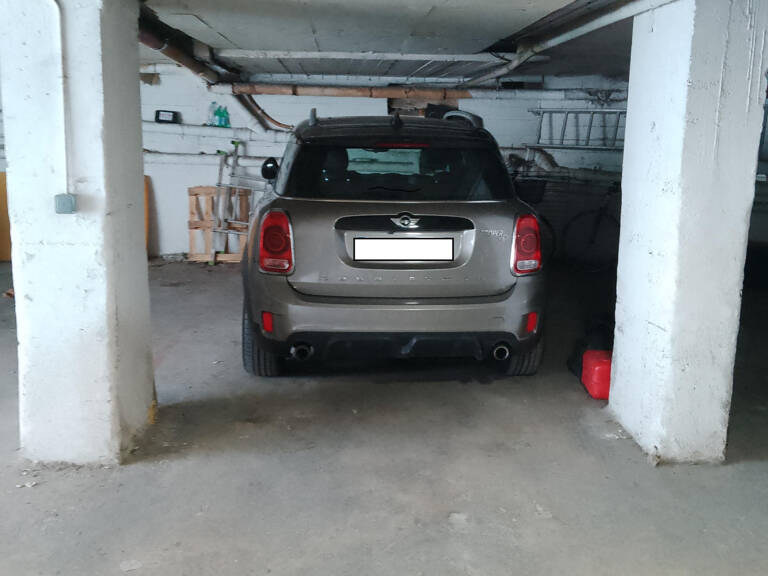 NICE-TRACHEL: Place de parking à vendre en sous/sol en plein coeur de Nice — photo 1