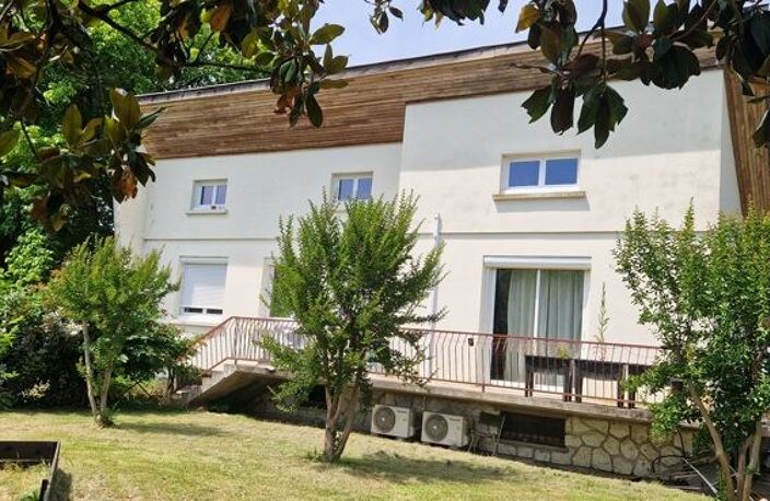 Villa de 5 pièces principales — photo 2