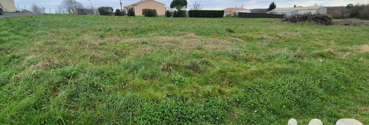 Terrain  1213 m² à vendre à Soubran (17150)