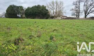 Terrain  1100 m² à vendre à Allas-Bocage (17150)