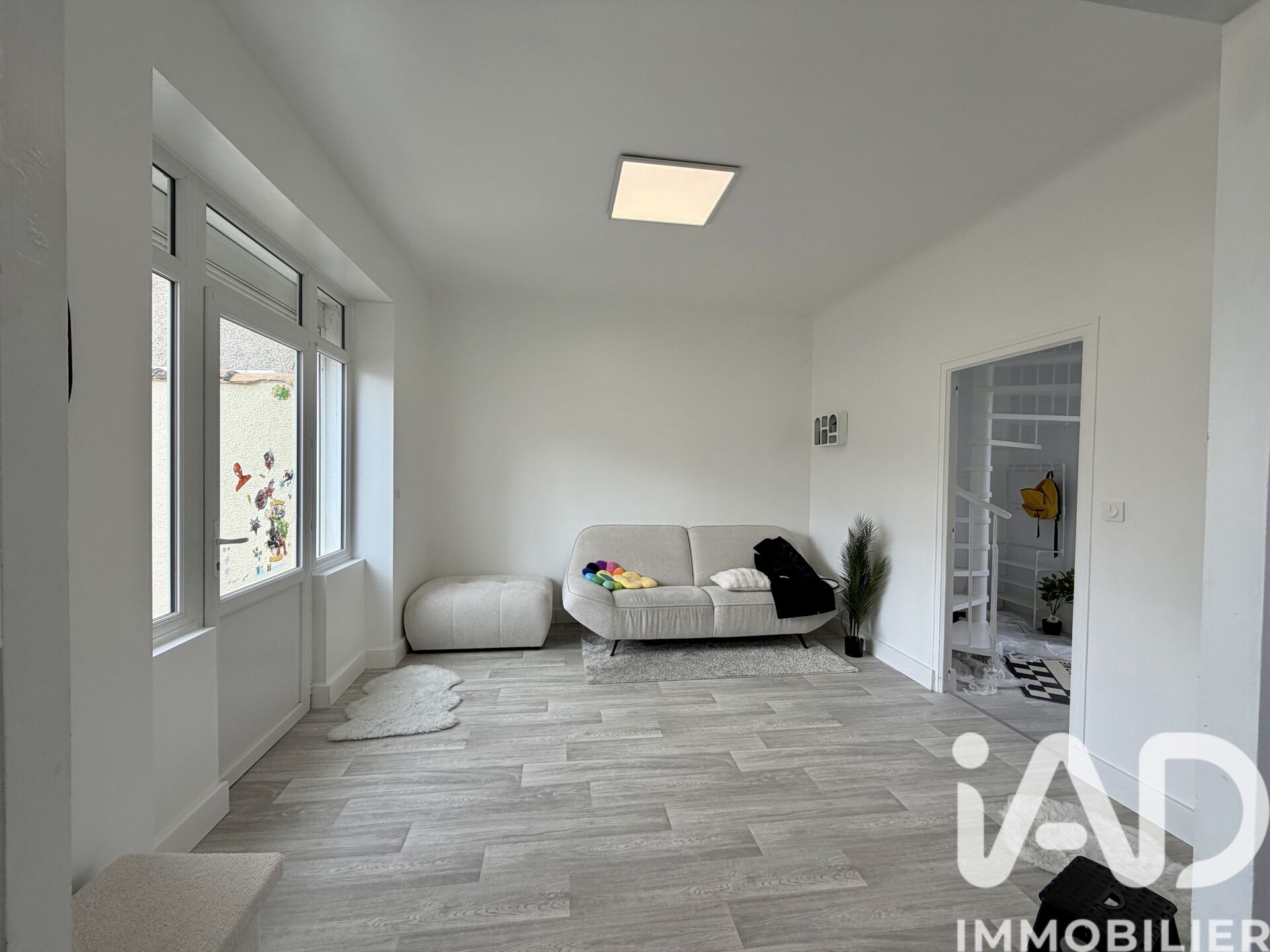 Mirebeau - 115m² - 4p. - 3ch.