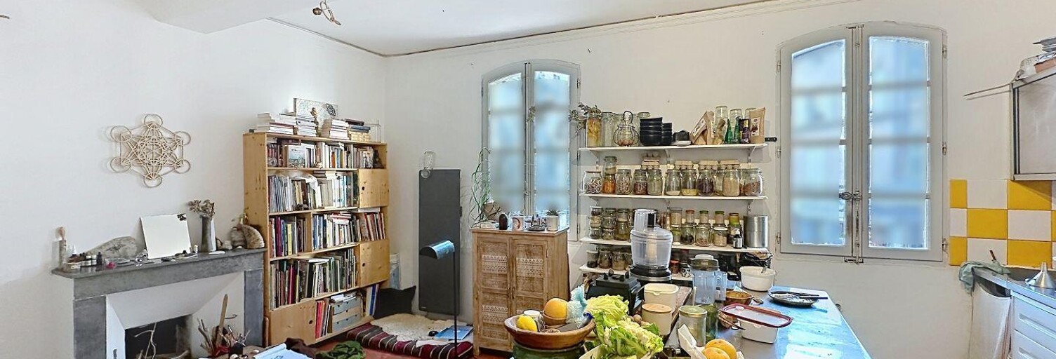 Divers  100 m² à vendre à Villeneuve-lès-Avignon (30400)