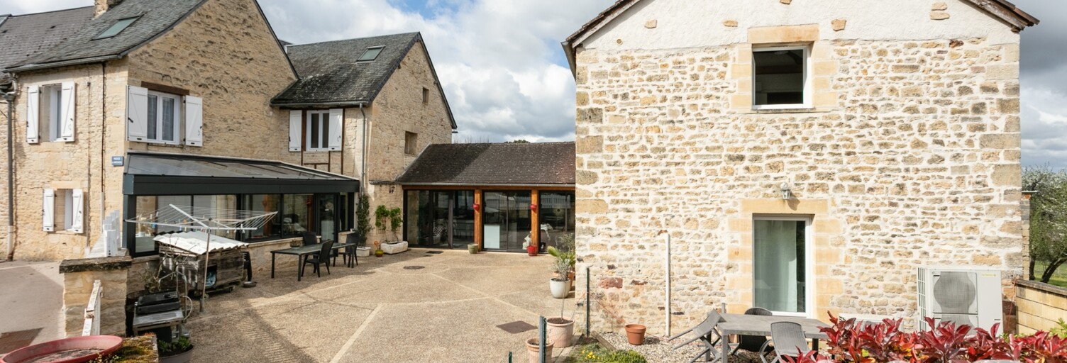 Maison 9 Pièces 279 m² à vendre à Beauregard-de-Terrasson (24120)