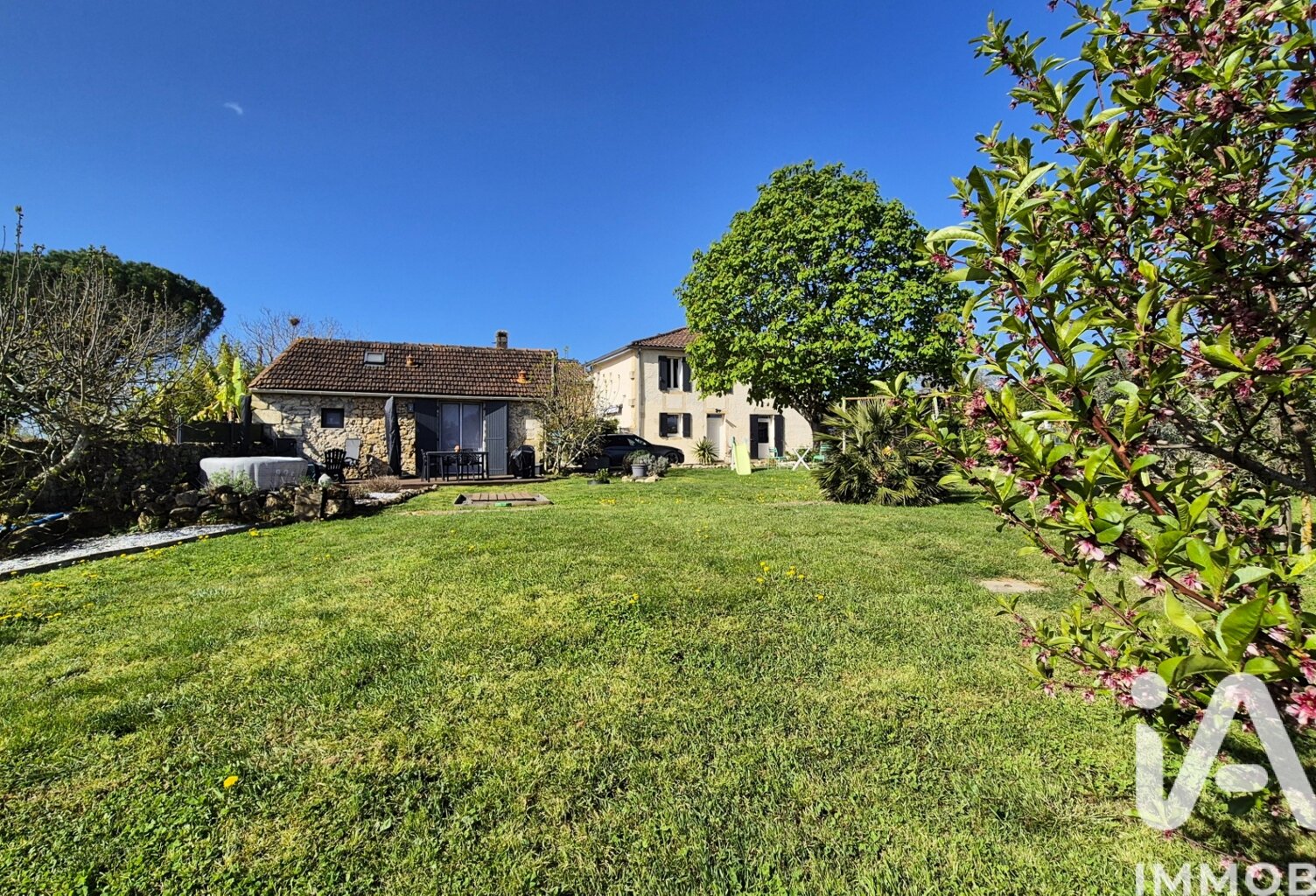 Vente Maison/villa 9 pièces — photo 1