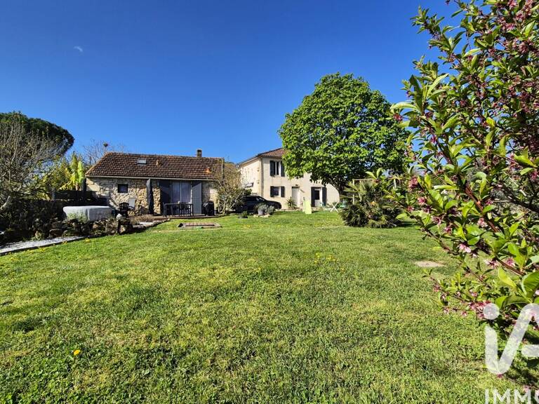Vente Maison/villa 9 pièces — photo 1