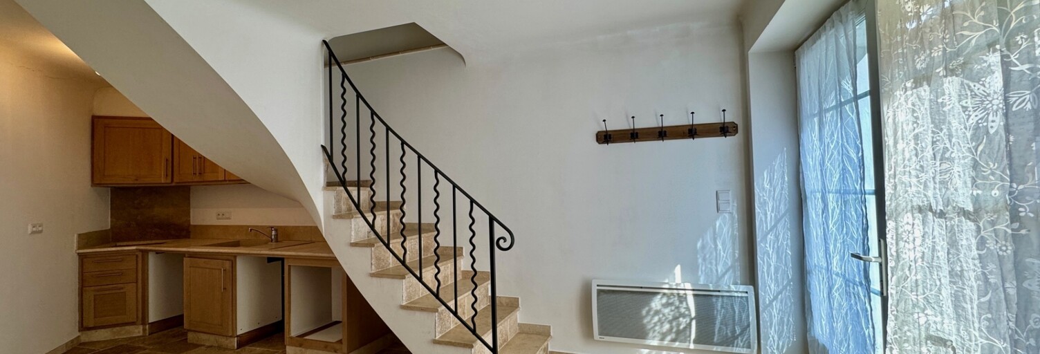 Maison 3 Pièces 49 m² à louer à Brue-Auriac (83119)