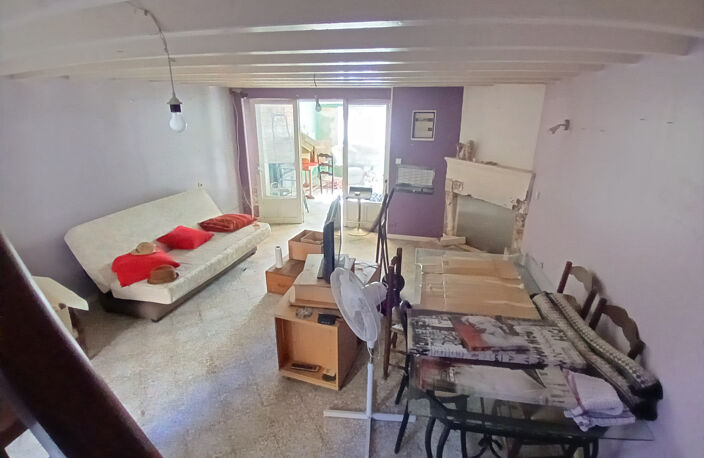 A saisir ! Maison en pierre   Petit prix — photo 2