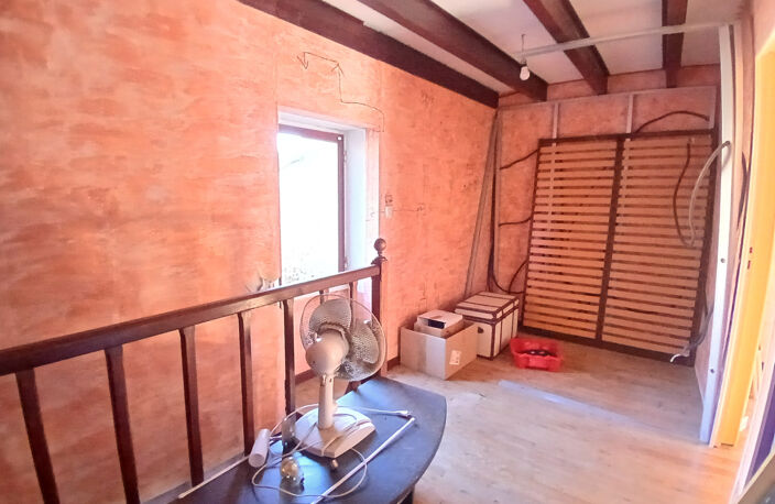 A saisir ! Maison en pierre   Petit prix — photo 4
