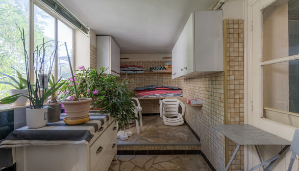 Propri&eacute;t&eacute; 7 pièces  à vendre Aix-en-Provence 13100