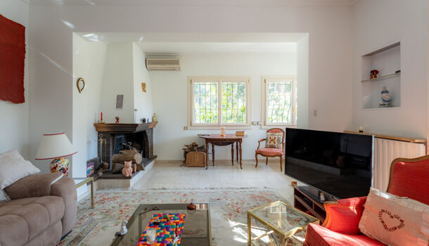 Propri&eacute;t&eacute; 7 pièces  à vendre Aix-en-Provence 13100