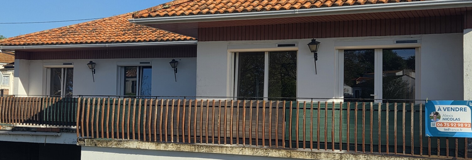 Maison 5 Pièces 132 m² à vendre à Coëx (85220)