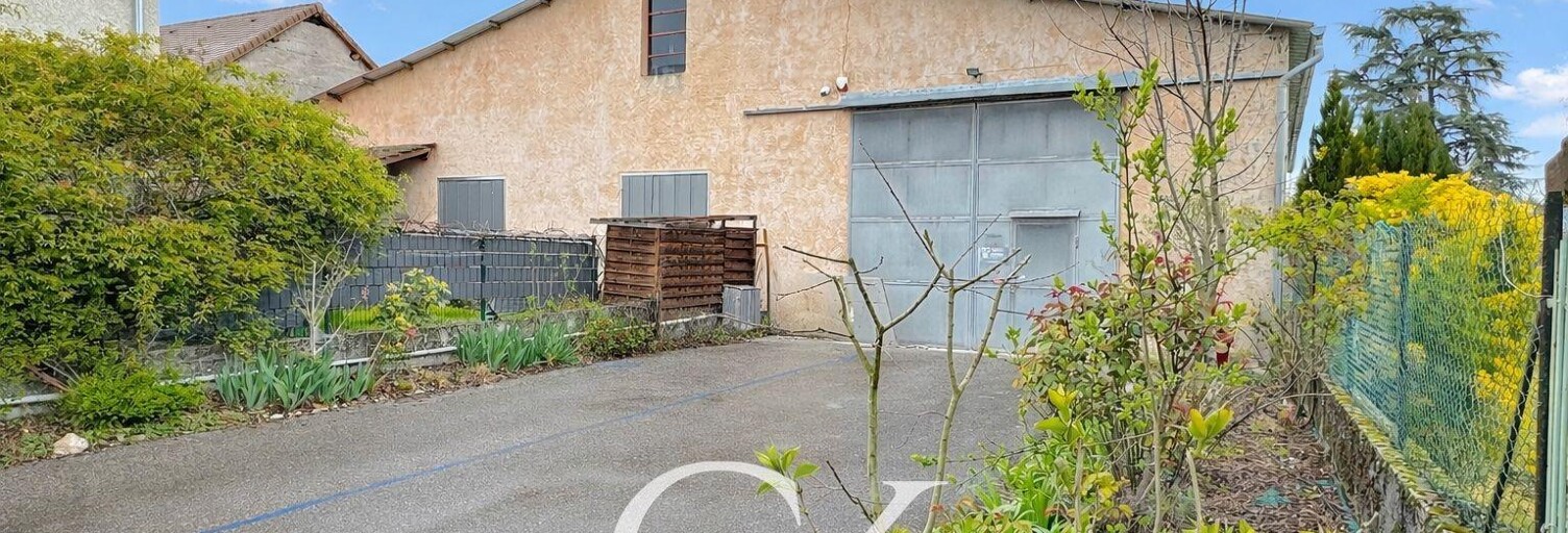 Commerce  500 m² à vendre à Les Avenières Veyrins-Thuellin (38630)