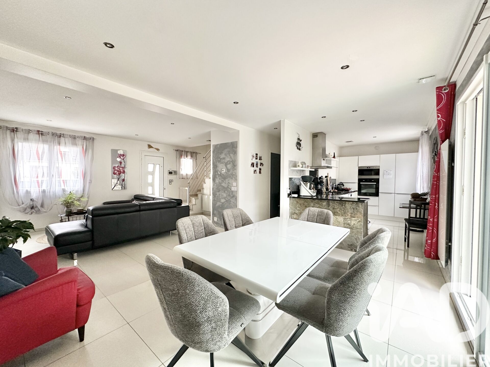 Vente Maison/villa 7 pièces - Photo 2
